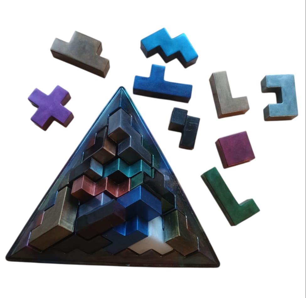 Pyramide casse tête